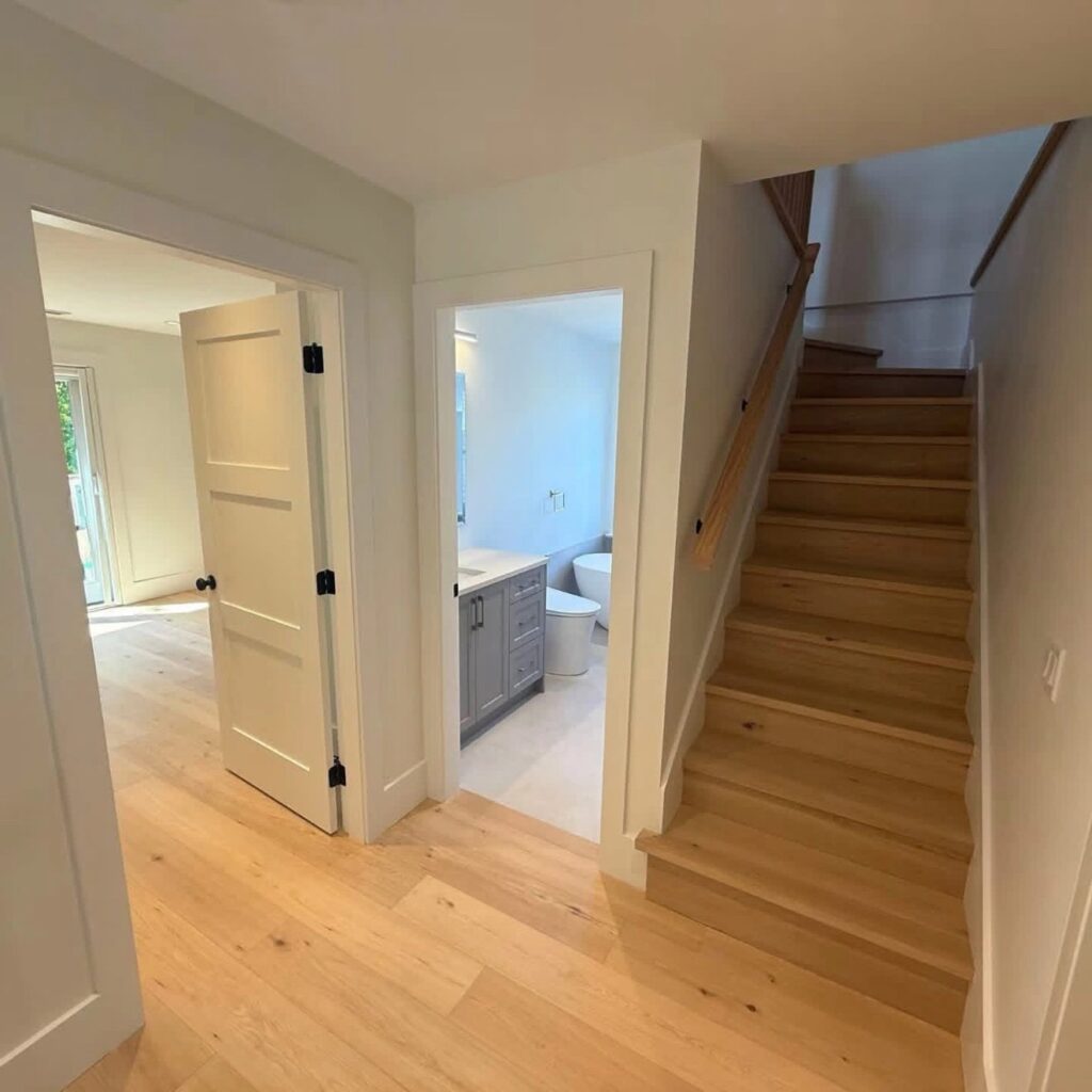 carousel-hallway-stairs Hallway and staircase repaint Vancouver BC