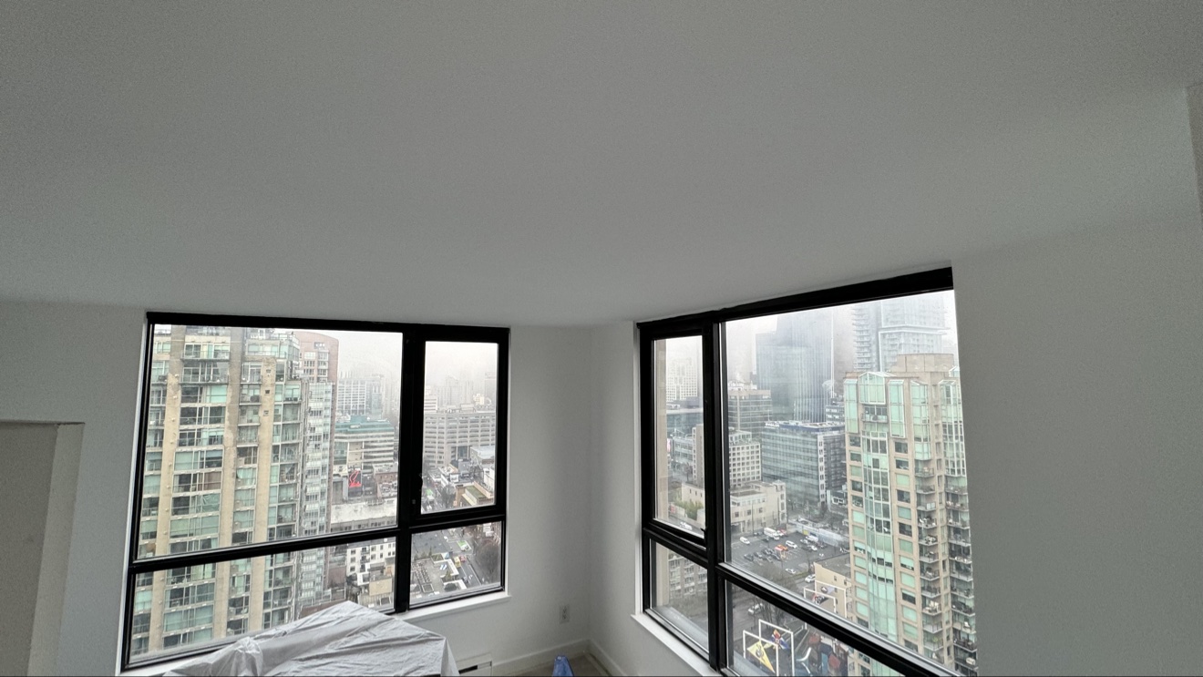 Smooth finished ceiling by Exceptional Painting